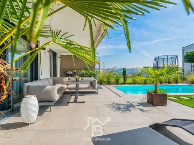 Luxuriöse, vollmöblierte Eigentumswohnung mit Pool & Sauna – ein Wohnjuwel mit Seltenheitswert - Bild