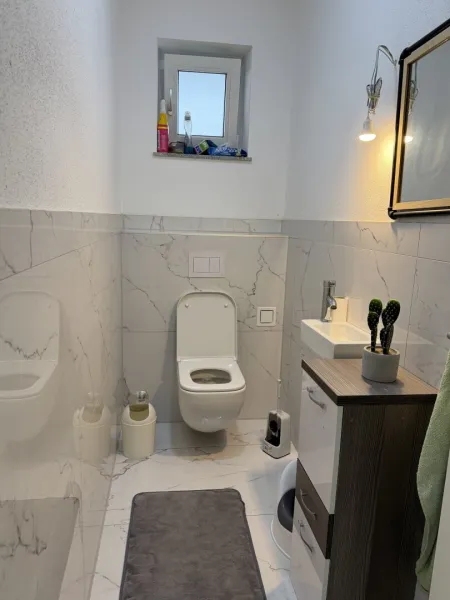 WC extra