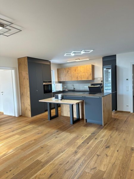 Moderne 3-Zimmer-Wohnung mit Terrasse in Ranshofen