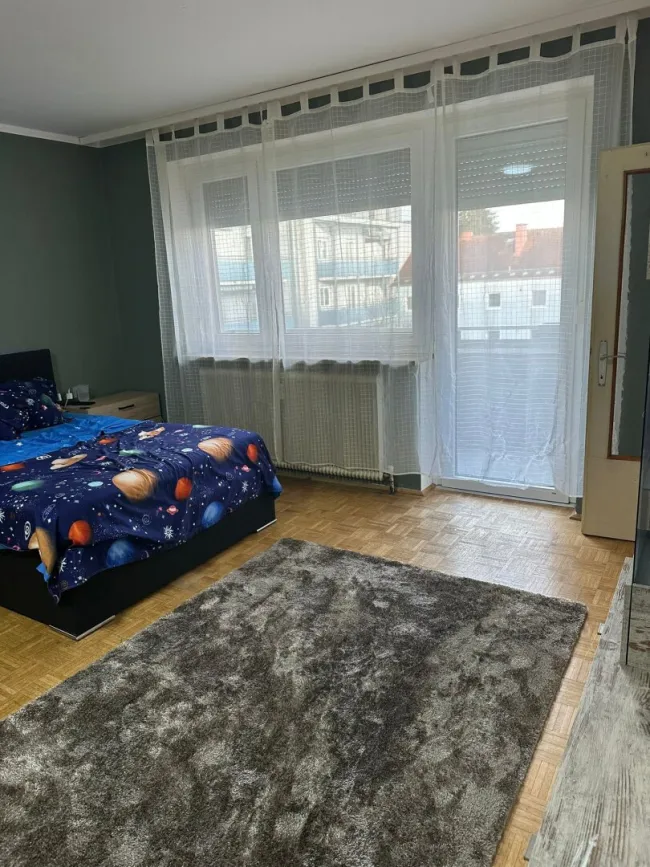 Gemütliche Garconniere mit Balkon – nur 89.000 €! - Titelbild