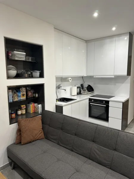 Hoch über Klagenfurt: Moderne 3-Zimmer-Wohnung mit Loggia