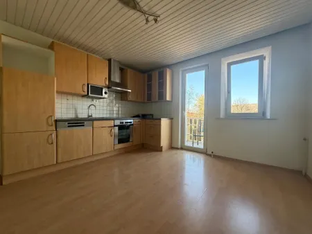 2-Zimmer-Wohnung mit Garten und Balkon in Mattighofen!
