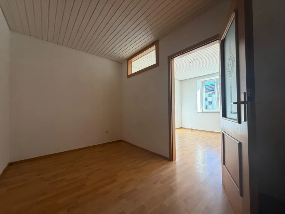 2-Zimmer-Wohnung mit Garten und Balkon in Mattighofen! - Bild