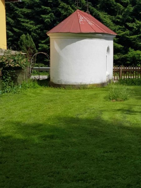 Grundstück in Uttendorf – großzügige Fläche mit Baugrund, Garten- und Waldanteil 🌿