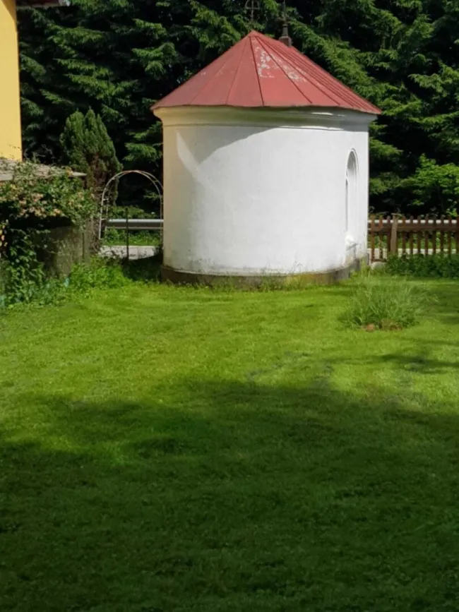 Grundstück in Uttendorf – großzügige Fläche mit Baugrund, Garten- und Waldanteil 🌿 - Bild