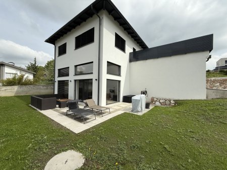 Traumhaftes Einfamilienhaus in Mehrnbach: Terrasse, Garage & Garten! 🌳👨‍👩‍👧‍👦