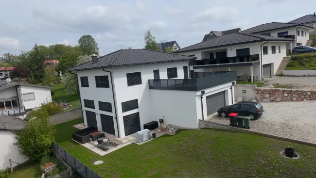 Traumhaftes Einfamilienhaus in Mehrnbach: Terrasse, Garage & Garten! 🌳👨‍👩‍👧‍👦 - Bild