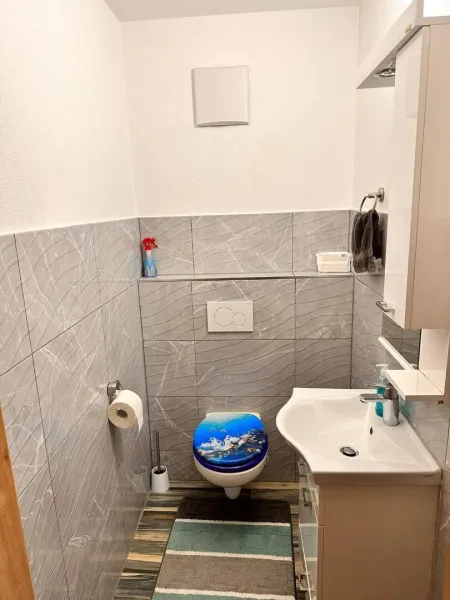 EG WC Extra