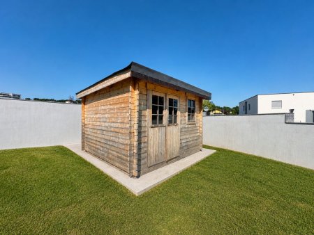 Großzügiges Wohnen in modernisiertem Mehrfamilienhaus - Top Lage in Kirchberg 🏠