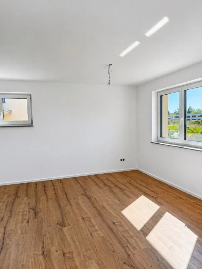Neuwertige 3-Zi-Wohnung im OG., Garten, Balkon, Caport,79m², €250.000 - Bild