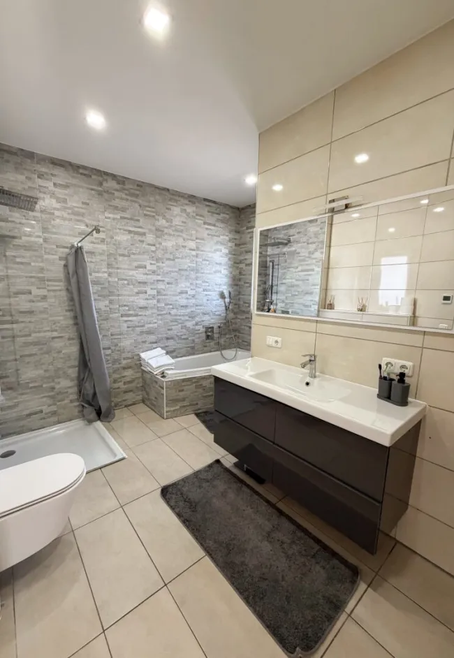 Badezimmer EG