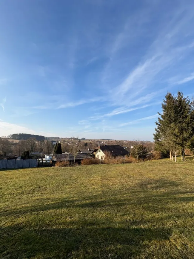 Baugrundstück im Grünen mit einzigartiger Aussicht! Ihr Platz für Ihr Traumhaus in 4616 Weißkirchen - OHNE BAUZWANG - Titelbild