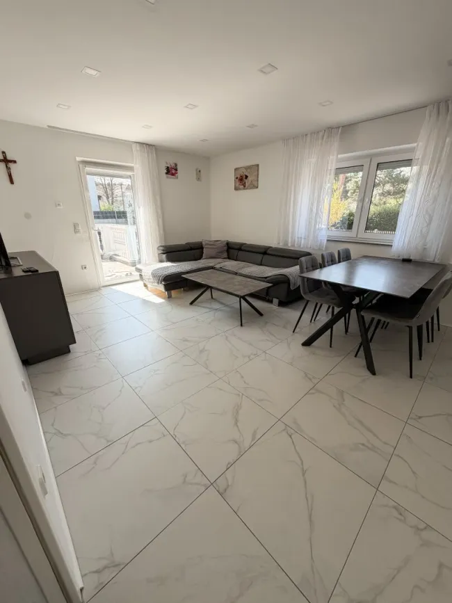 Charmantes Einfamilienhaus – modernisiert, zentral gelegen & sofort bezugsbereit in Marchtrenk - Titelbild