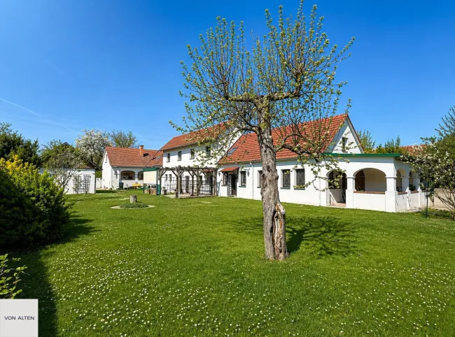 Charmantes Landhaus mit Garten, Zubau und Einliegerwohnung im Südburgenland - Titelbild