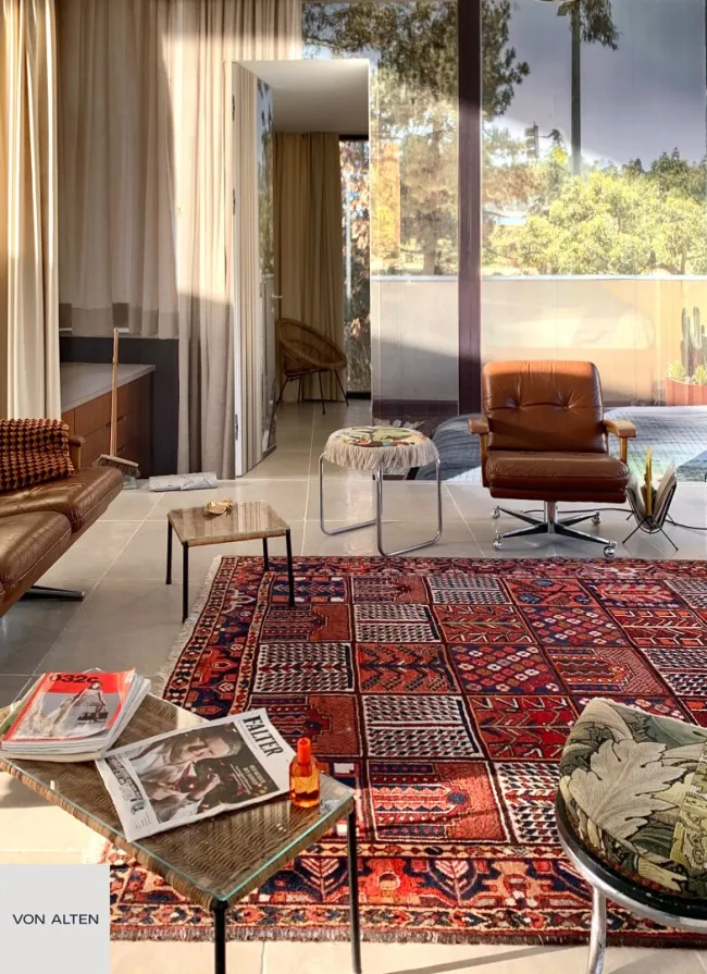Charakterhaus mit Designanspruch auf großzügigem Grundstück - Bild