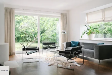 Moderne Villa in Döbling mit großzügiger Wohnfläche und privatem Garten
