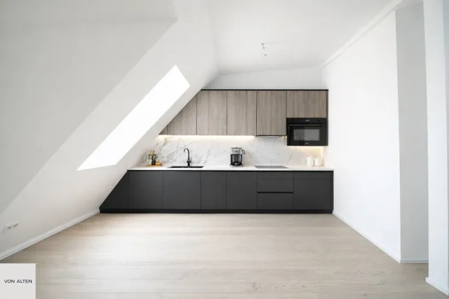 Erstbezugs-Dachgeschosswohnung auf einer Ebene mit großzügiger Terrasse, Privatlift & eigenem Zugang - Bild