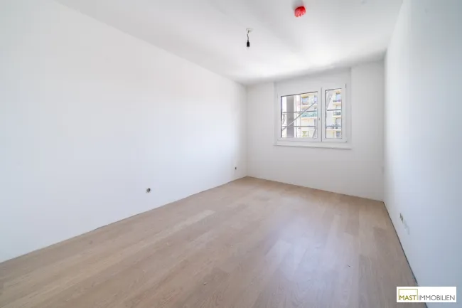 *unweit vom Donauzentrum* 3-Zimmer Familienwohnung! - Bild