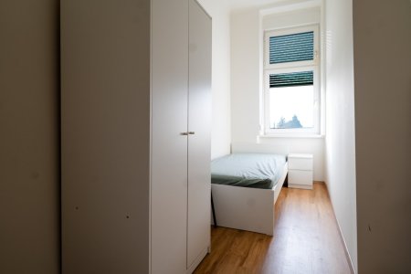 Frisch sanierte & möblierte 34 m² Wohnung mit 2 getrennten Schlafzimmern