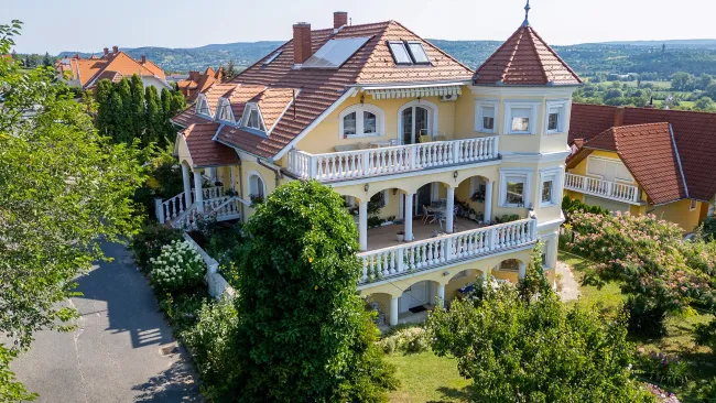 Traumhaftes Apartmenthaus in Hévíz – Nur 11 Minuten vom Plattensee entfernt! - Bild