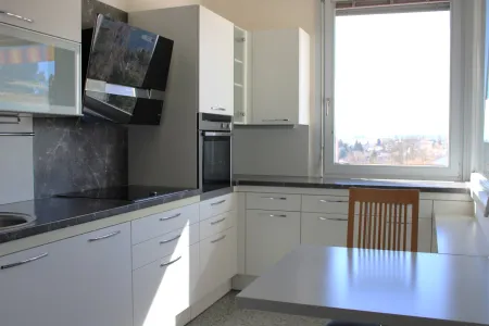 Charmante 3 Zimmer-Wohnung mit großer Loggia und Tiefgaragenplatz in Graz St. Peter