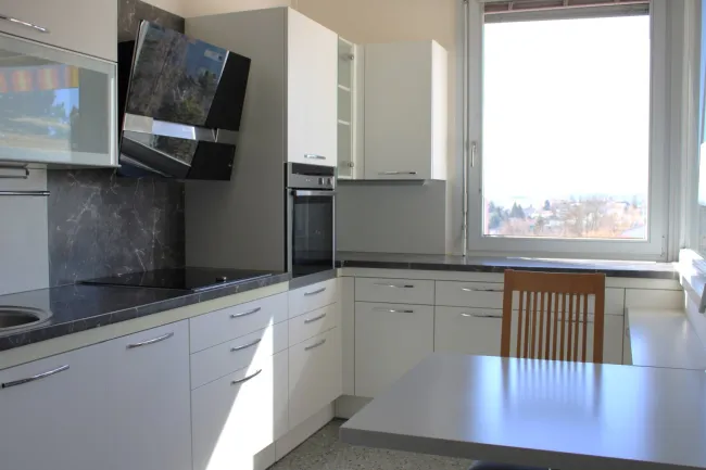 Charmante 3 Zimmer-Wohnung mit großer Loggia und Tiefgaragenplatz in Graz St. Peter - Titelbild