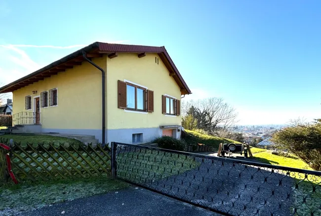 TOP LAGE GRAZ - Einfamilienhaus mit wunderschöner Aussicht - Titelbild