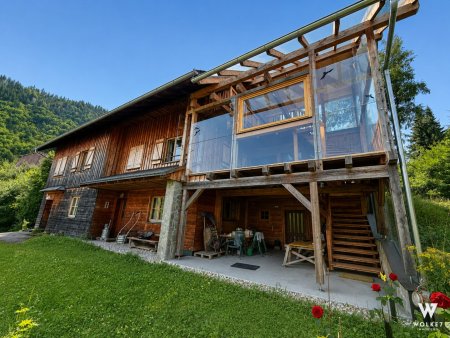 Besondere Liegenschaft mit Landhauscharakter, knapp 3.000 m² Grund und traumhaftem Weitblick in Semriach
