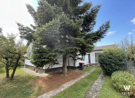 Charmantes Einfamilienhaus mit großem Garten in ruhiger Lage – Harland, St. Pölten