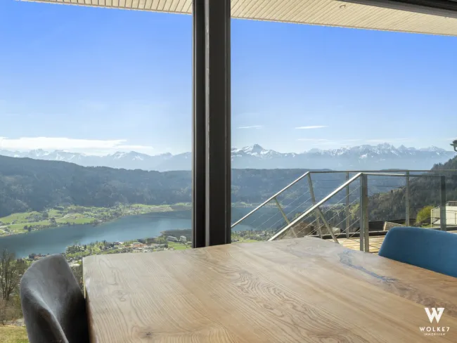 Architektenhaus mit wunderbaren Panorama auf See und Bergwelt - Titelbild