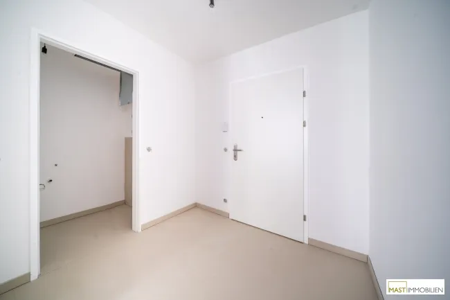 Oktober 2026! - Provisionsfreie 4 Zimmer Wohnung mit zwei Balkonen - Bild