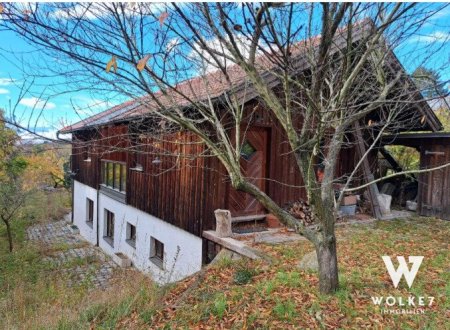 Bergidyll am Bisamberg | unverbaubarer Blick | ca. 130 m2 Wohnfläche | ca. 1792 m2 Grundstück | Weinkeller | Badezimmer mit Sauna | Zufahrt über Straße möglich