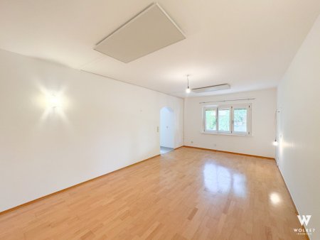 Wohnen im Grünen: Großzügige 3-Zimmer-Wohnung in traumhafter Nussdorfer Ruhelage