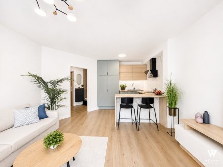 +++ Hochwertig sanierte & möblierte 2-Zimmer-Wohnung inkl. Lift I Loggia mit ca. 3 m2 I Garagenplatz anmietbar +++