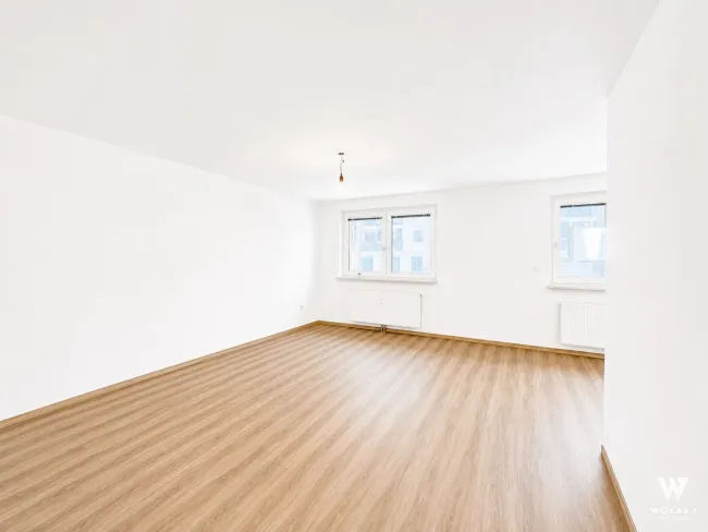 Erstbezug nach Sanierung – Moderne 3-Zimmer-Wohnung mit 73 m² Nähe Fultonstraße | Hoßplatz - Bild