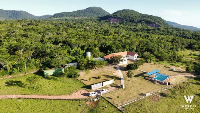 PROVISIONSFREI: Exklusive Finca mit 4 ha Grund, Pool & hochwertigem Wohnhaus nahe Villarrica (Paraguay) - Titelbild