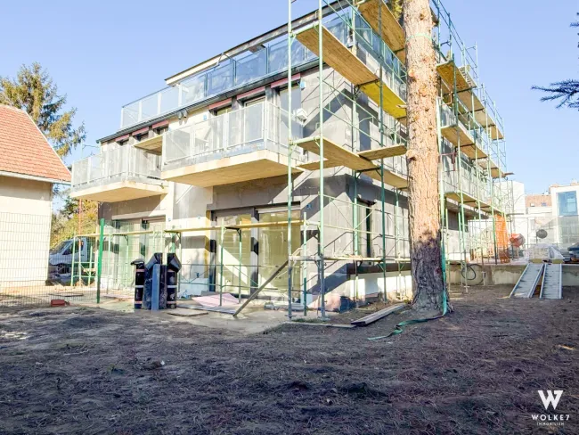 Neue Doppelhaushälfte in Wien: 5 Zimmer, Balkon & Terrassen - Erstbezug I Belagsfertig I PKW Stellplatz - Bild