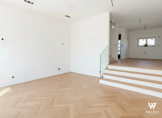 Neue Doppelhaushälfte in Wien: 5 Zimmer, Balkon & Terrassen - Erstbezug I Belagsfertig I PKW Stellplatz - Bild