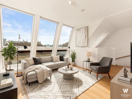Traumhafte Dachgeschoß-Maisonette-Wohnung: 1 Gehminute zum Aumannplatz | Klimaanlage