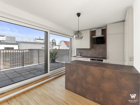 Traumhafte Dachgeschoß-Maisonette-Wohnung: 1 Gehminute zum Aumannplatz | Klimaanlage