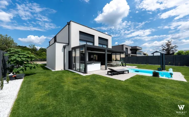 Sofort einziehen: Luxuriöses 202 m2 Architektenhaus - alles bereits perfekt umgesetzt! - Titelbild