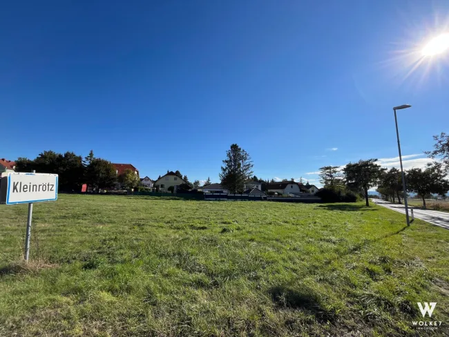 Großzügiges Baugrundstück in Kleinrötz | Nähe Korneuburg & Wien | ca. 1.287 m² | Kein Bauzwang! | Grundstück TEILBAR - Titelbild