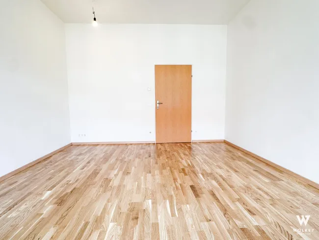 Sanierte Altbauperle – Helle 1-Zimmer-Wohnung in zentraler Lage von 1150 | Separate Küche | verkehrsberuhigt | 5 Minuten Fußweg zum Westbahnhof - Bild