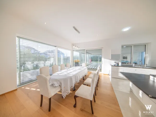 Exquisite Villa in der Wohnanlage Fontana – Luxus, Komfort und private Wellnessoase I Golfclub I Badesee I 28 Min. von Wien entfernt - Bild