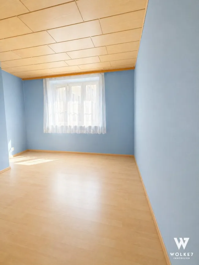 Vermietete 2 Zi-Wohnung mit Aufwertungspotenzial und guter Rendite - Bild