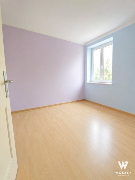 Vermietete 2 Zi-Wohnung mit Aufwertungspotenzial und guter Rendite