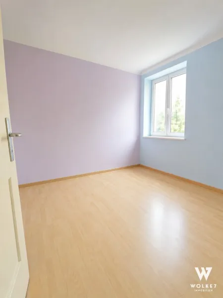 Vermietete 2 Zi-Wohnung mit Aufwertungspotenzial und guter Rendite