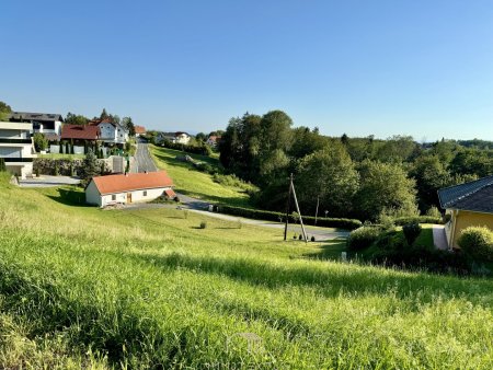 HOHE BAUDICHTE : Sonniges Baugrundstück nähe Schwarzl-Klinik
