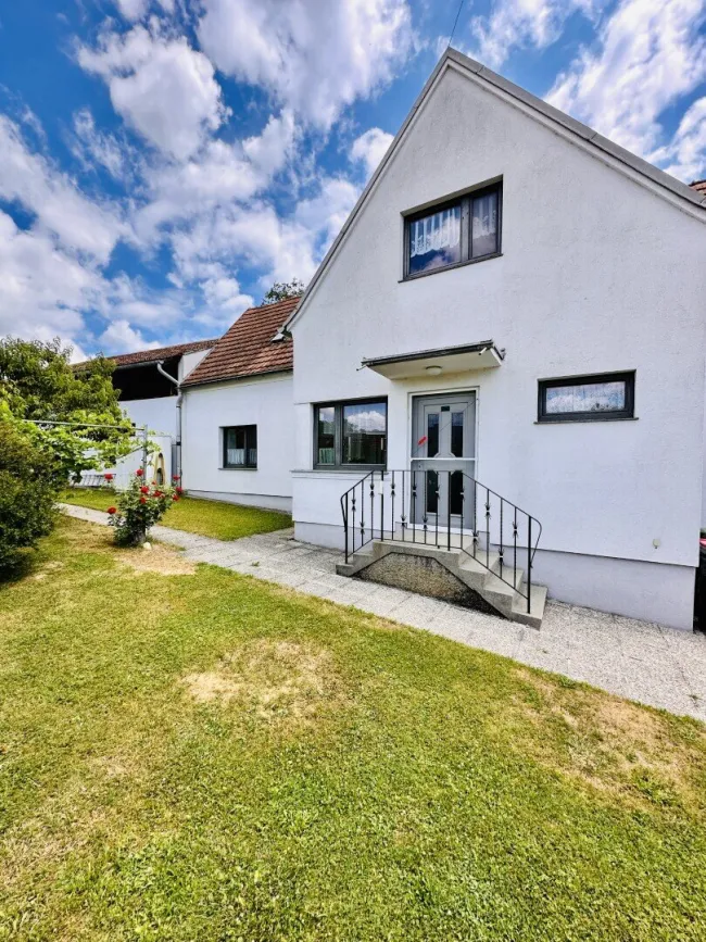 Einfamilienhaus mit ländlichem Flair und vielseitigem Potenzial in Wartmannstetten - Bild