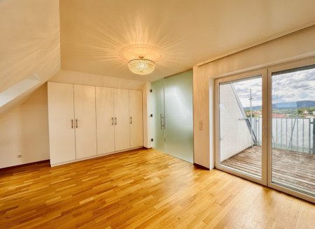 Moderne Maisonette-Wohnung mit 2 Terrassen in Wiener Neustadt
